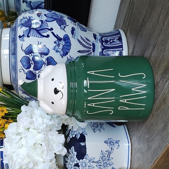 New Rae Dunn Santa Paws Canister - Picture 1 of 6